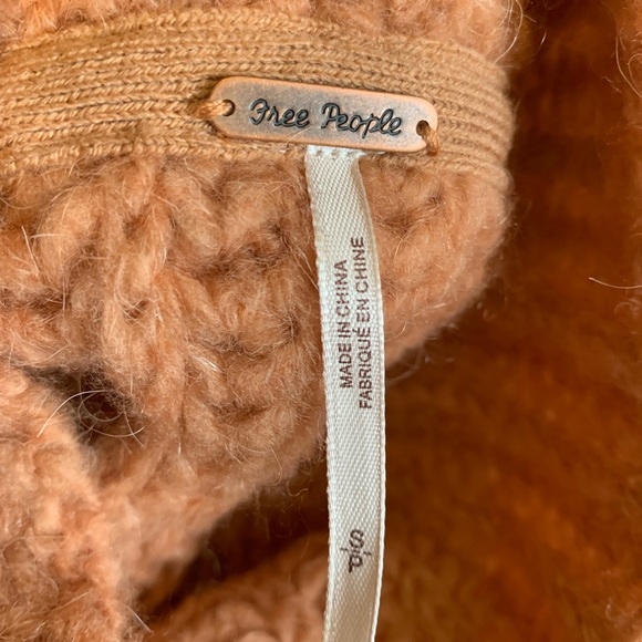 NWT FREE PEOPLE Fluffy Chunky High Neck Sweater - Picture 8 of 8